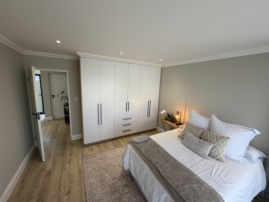 4 Bedroom Property for Sale in Kingswood Golf Estate Western Cape
